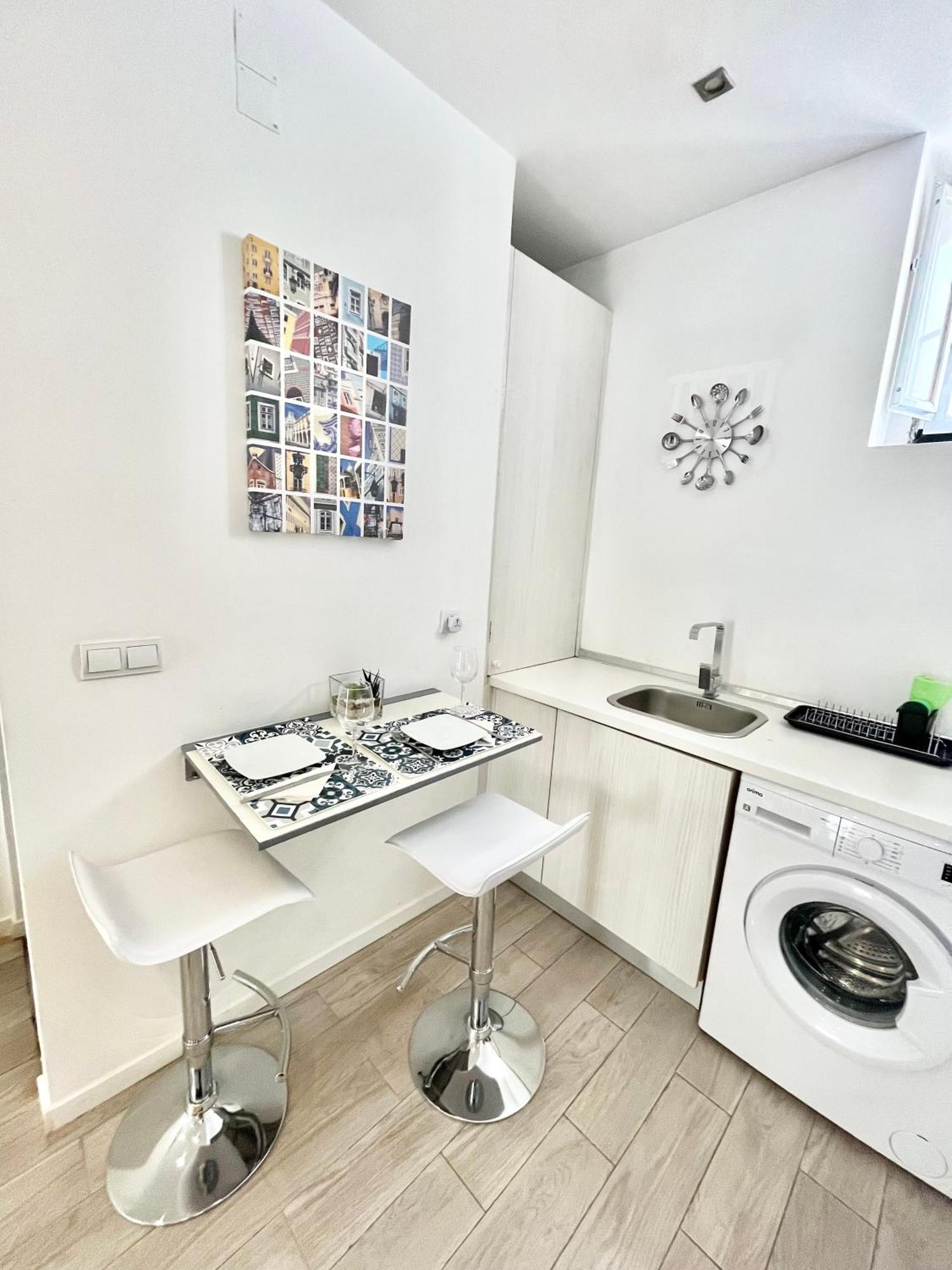 New House Design, Typical Lisbon Apartment Ngoại thất bức ảnh