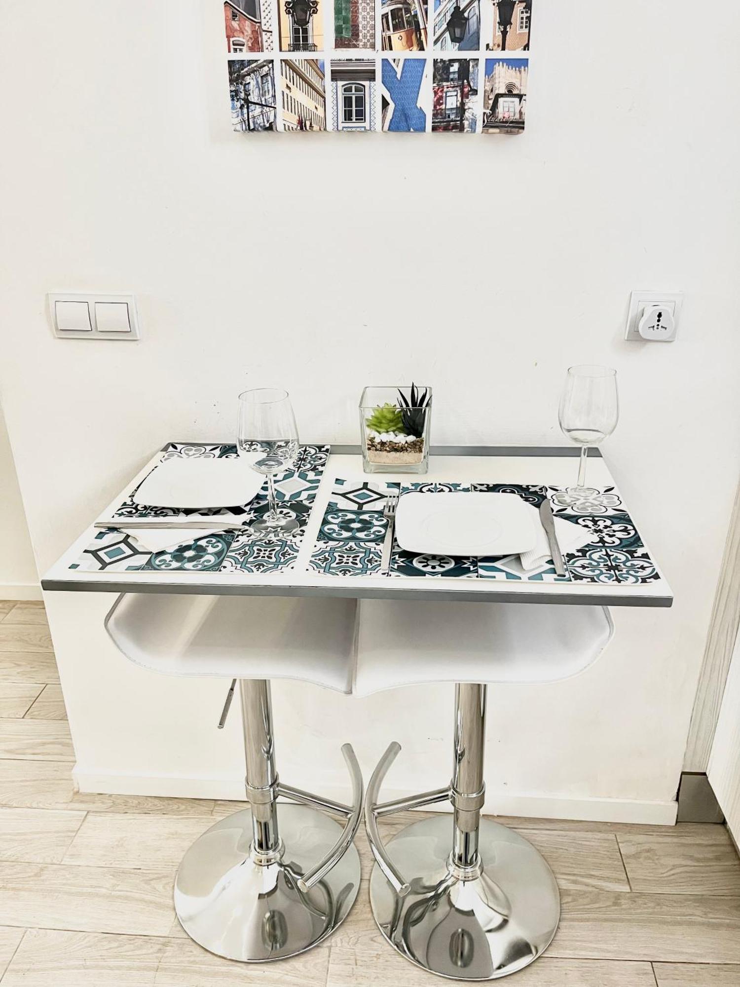 New House Design, Typical Lisbon Apartment Ngoại thất bức ảnh