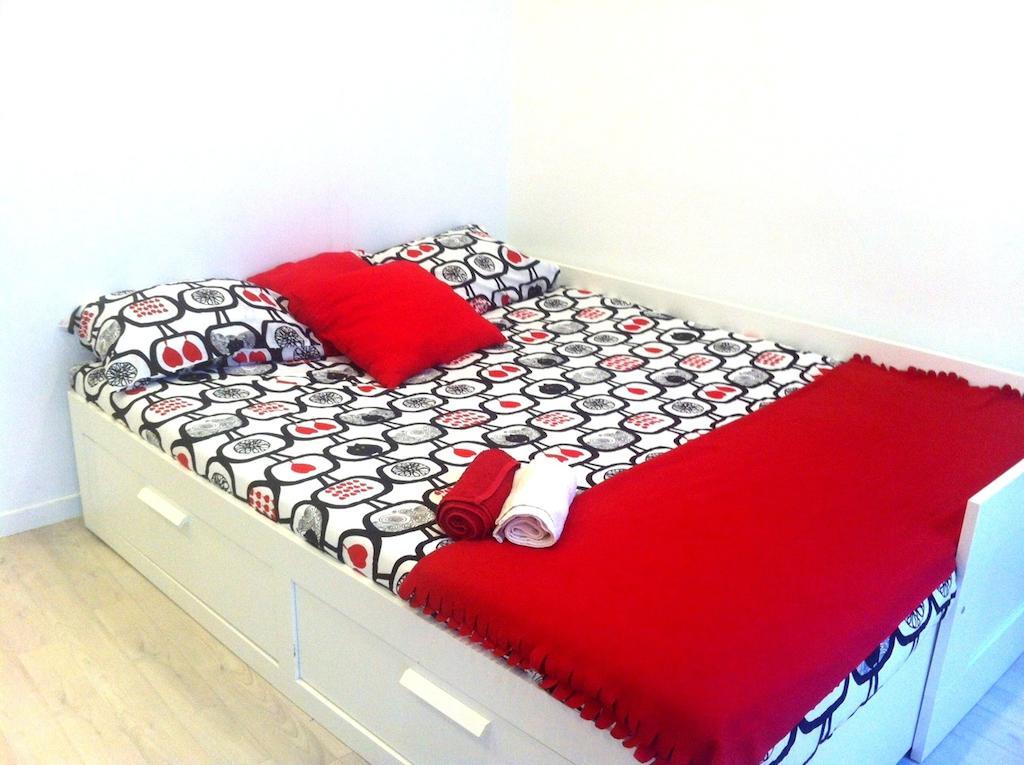 New House Design, Typical Lisbon Apartment Phòng bức ảnh